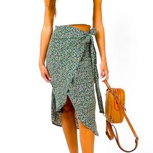 Princess Polly Green Floral Tie Skirt